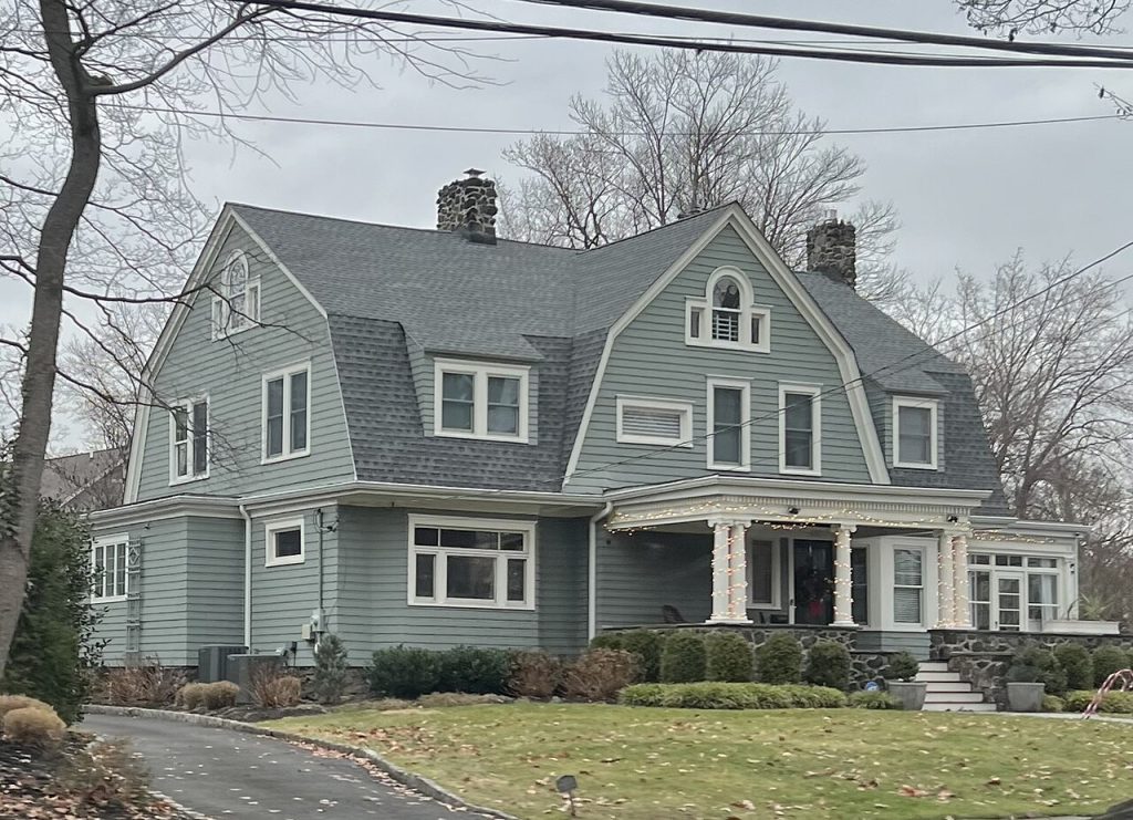 657 boulevard house
